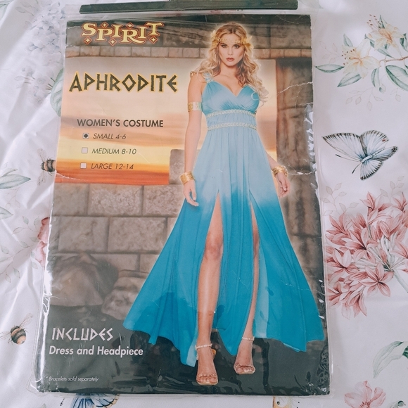 Spirit Blue Pleated Embellished Maxi Dress 💛 REASONABLE OFFERS WELCOME - Picture 7 of 7